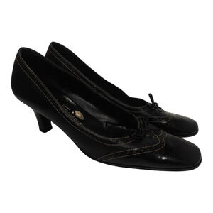 Black Vintage Salvatore Ferragamo cap toe pumps sz 9 narrow